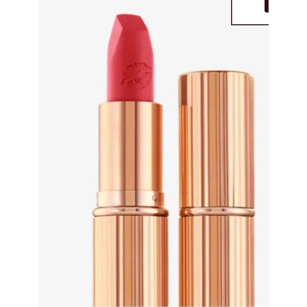 Charlotte Tilbury HOT LIPS in CARINA'S LOVE